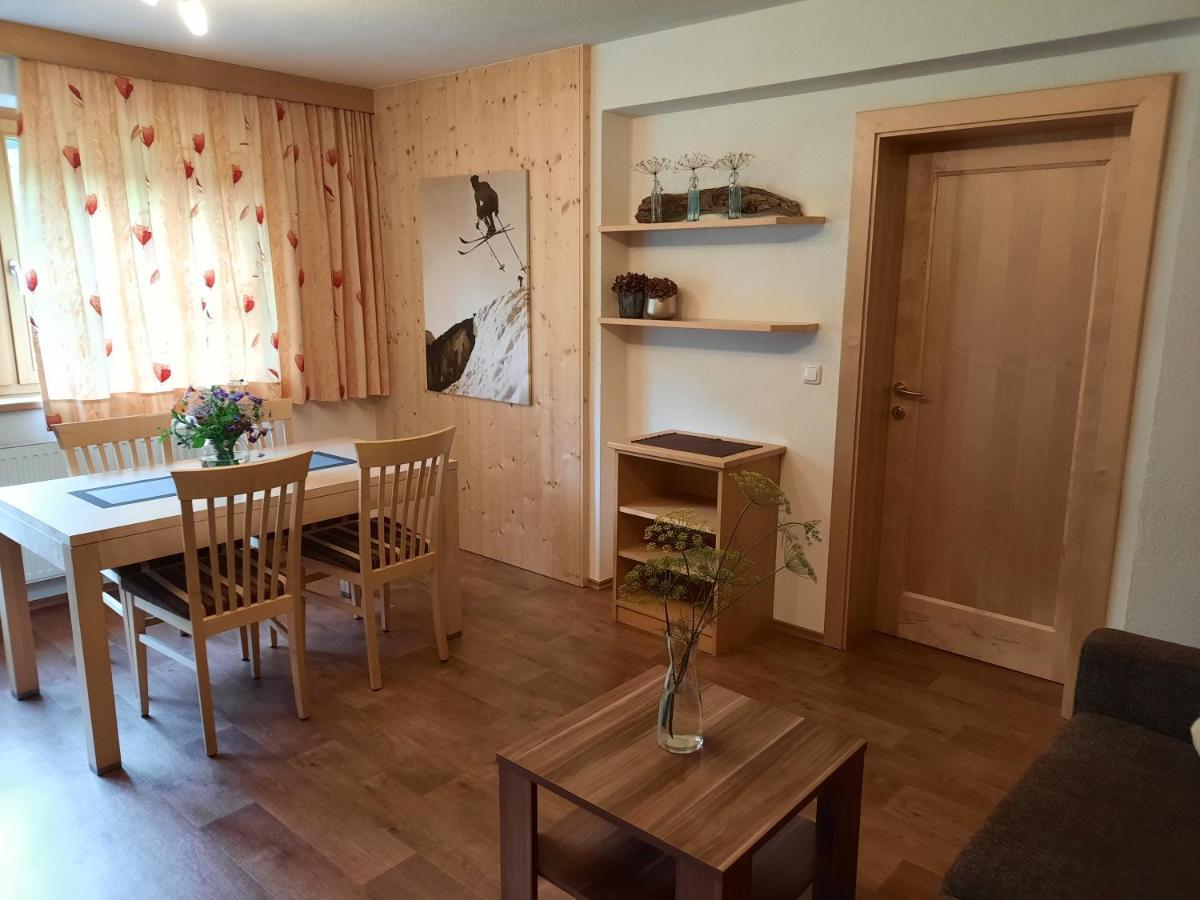Haus Untergand Apartment ซังคท์อันทอนอัมอาร์ลแบร์ก ภายนอก รูปภาพ