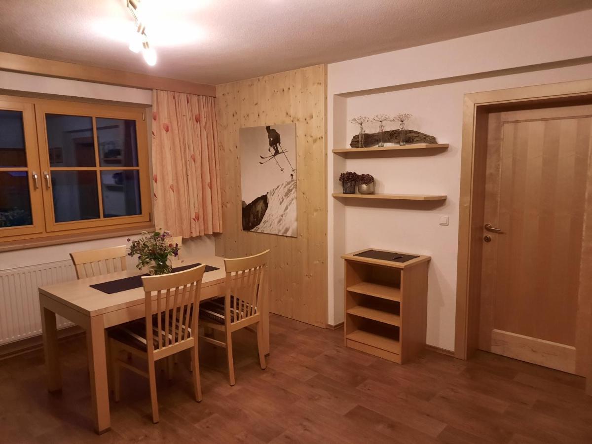 Haus Untergand Apartment ซังคท์อันทอนอัมอาร์ลแบร์ก ภายนอก รูปภาพ
