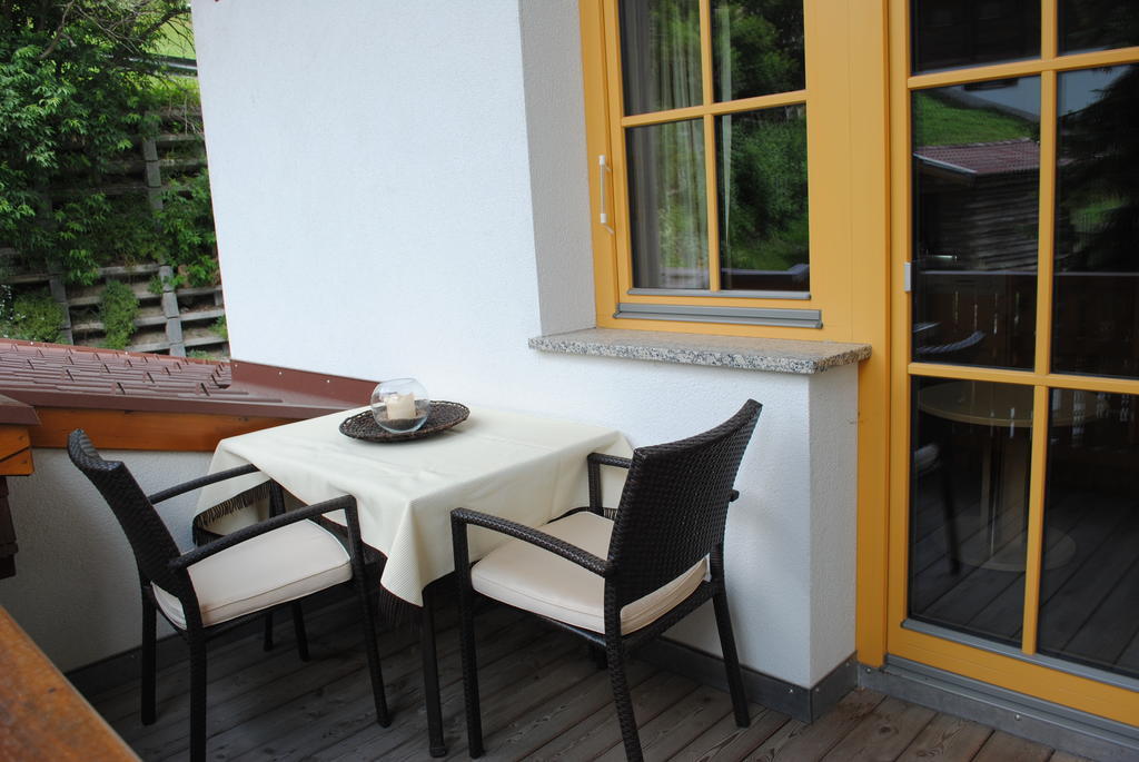 Haus Untergand Apartment ซังคท์อันทอนอัมอาร์ลแบร์ก ห้อง รูปภาพ